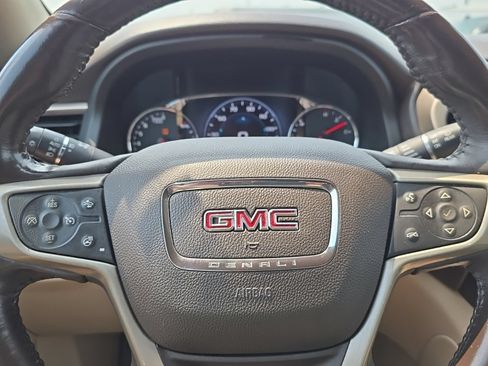 Used 2018 GMC Acadia Denali w/ Technology Package AWD/4WD image 20