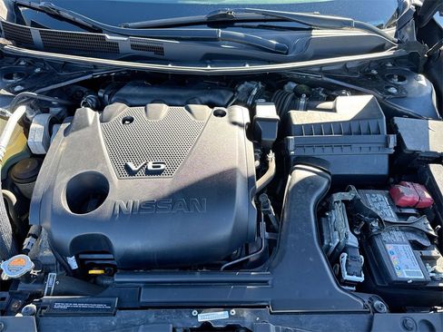 Used 2020 Nissan Maxima Platinum image 26