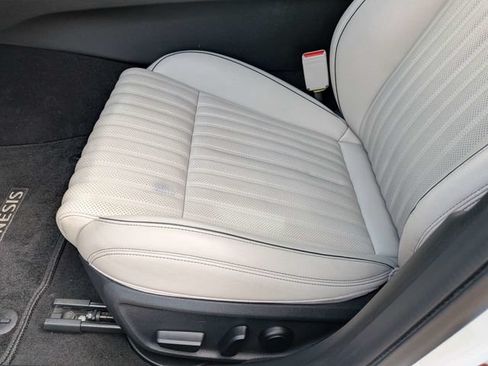 Used 2023 Genesis G70 2.0T w/ Sport Prestige Package RWD image 25