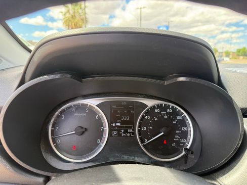 Used 2020 Nissan Versa S image 14