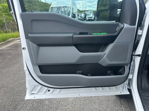 New 2026 Ford F450 XL w/ XL Chrome Package RWD image 10