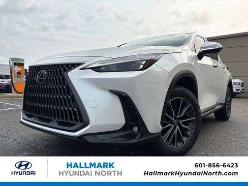Used 2025 Lexus NX 350 AWD w/ Accessory Package (2T) image 2