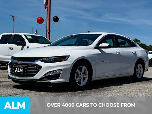 Used 2024 Chevrolet Malibu LT FWD image 2