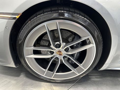 Certified 2025 Porsche 911 Carrera RWD image 13