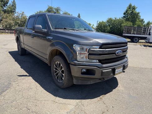 Used 2018 Ford F150 Lariat w/ Equipment Group 502A Luxury AWD/4WD image 6