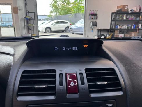 Used 2014 Subaru Impreza 2.0i AWD/4WD image 15