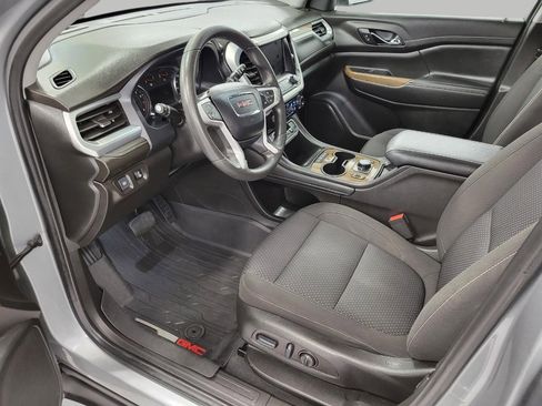 Used 2023 GMC Acadia SLE w/ Driver Convenience Package image 10