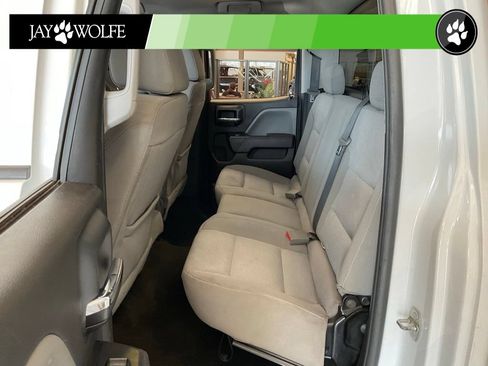 Used 2018 Chevrolet Silverado 1500 Custom w/ Custom Convenience Package AWD/4WD image 20