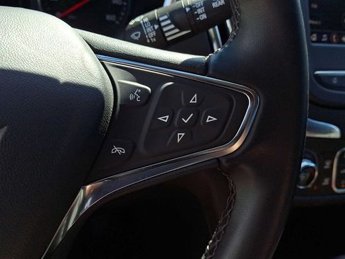 Used 2024 Chevrolet Equinox LT FWD image 21