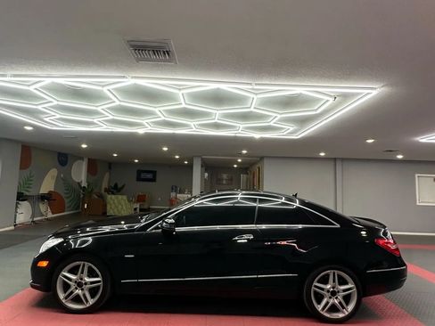 Used 2012 Mercedes-Benz E 350 4MATIC Coupe w/ Premium 2 Pkg image 3