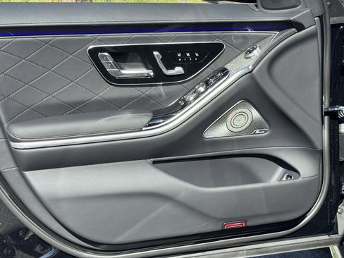 New 2026 Mercedes-Benz S 580 4MATIC Sedan image 16