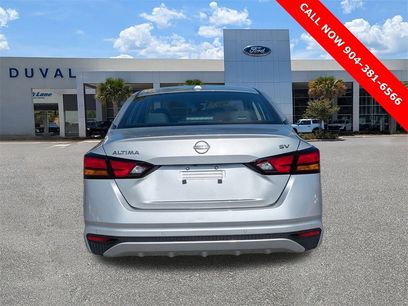 Used 2024 Nissan Altima 2.5 SV