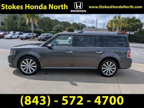 Used 2017 Ford Flex Limited w/ Equipment Group 303A AWD/4WD image 11