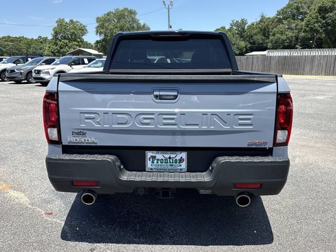 Used 2024 Honda Ridgeline Sport image 4