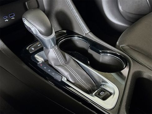 Used 2024 Buick Encore GX Sport Touring image 14