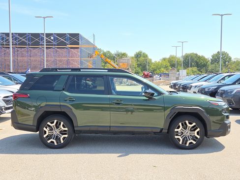 Used 2026 Subaru Outback Touring XT AWD/4WD image 2