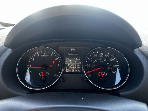 Used 2013 Nissan Rogue S image 29