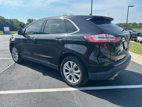 Used 2024 Ford Edge Titanium AWD/4WD image 3