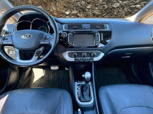 Used 2016 Kia Rio SX image 12