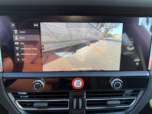 New 2026 Porsche Macan S image 29