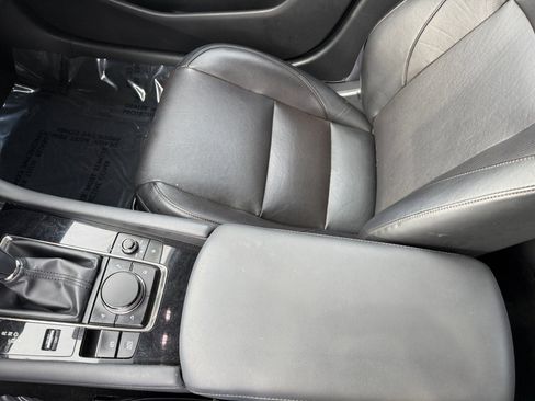 Used 2021 MAZDA MAZDA3 s image 14