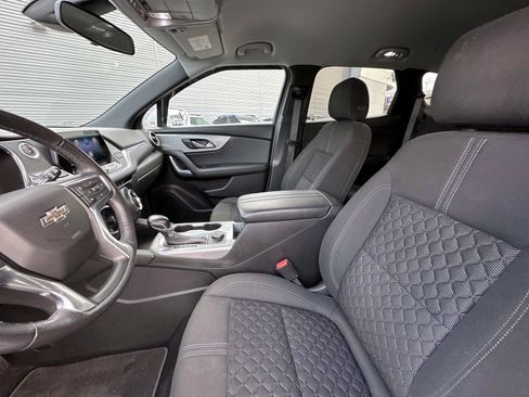 Used 2020 Chevrolet Blazer LT image 24