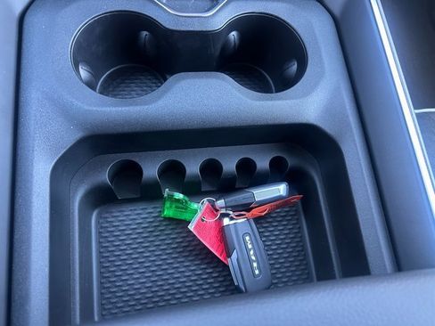 Used 2025 RAM 2500 Laramie image 33