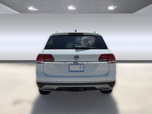 Used 2018 Volkswagen Atlas SEL FWD image 9