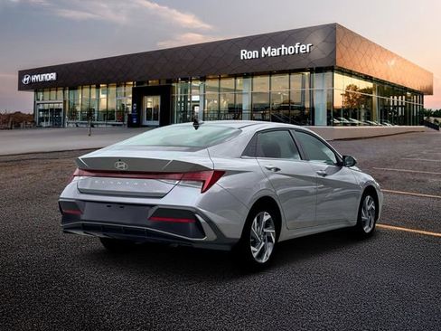 New 2026 Hyundai Elantra Limited w/ Cargo Package image 7