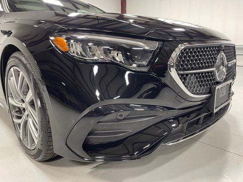 Used 2026 Mercedes-Benz E 350 4MATIC image 11