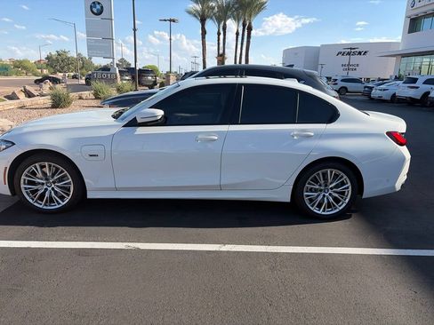 Used 2023 BMW 330e w/ Premium Package RWD image 5