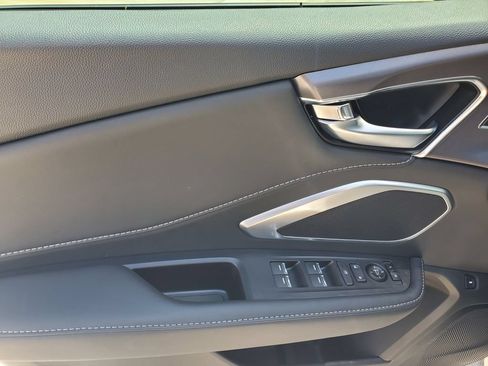 Used 2025 Acura RDX SH-AWD image 20
