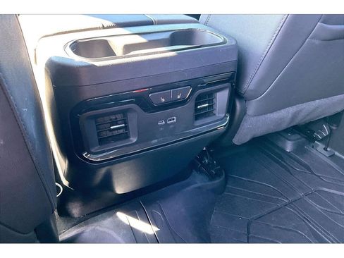 Used 2025 Chevrolet Silverado 2500 ZR2 w/ Technology Package AWD/4WD image 35