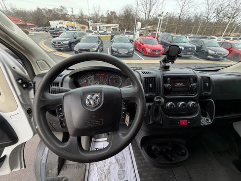Used 2018 RAM ProMaster 2500 image 13