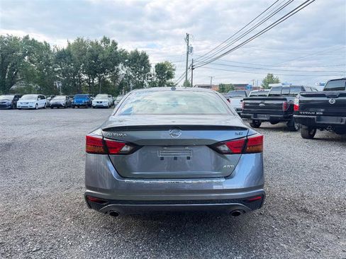 Used 2022 Nissan Altima 2.5 SR AWD/4WD image 5