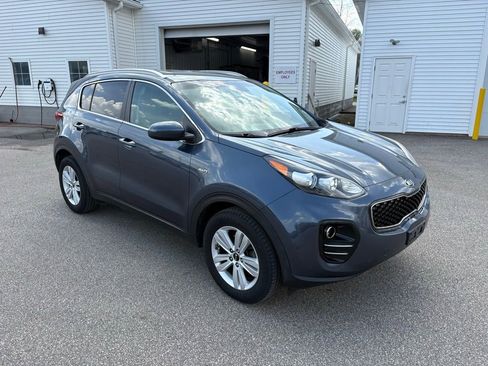 Used 2018 Kia Sportage LX w/ LX Popular Package AWD/4WD image 6