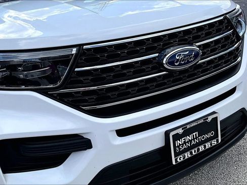 Used 2020 Ford Explorer XLT w/ Class III Trailer Tow Package RWD image 40