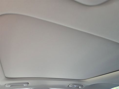 New 2026 Kia K5 EX image 24