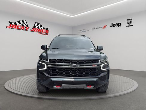 Used 2022 Chevrolet Tahoe Z71 w/ Z71 Off-Road Package AWD/4WD image 13