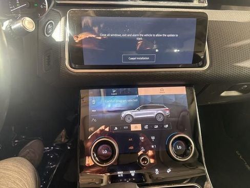 Used 2021 Land Rover Range Rover Velar S image 40