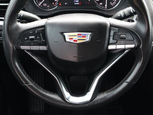 Certified 2024 Cadillac XT6 Luxury image 15