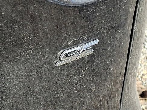 Used 2015 Ford Escape SE image 9