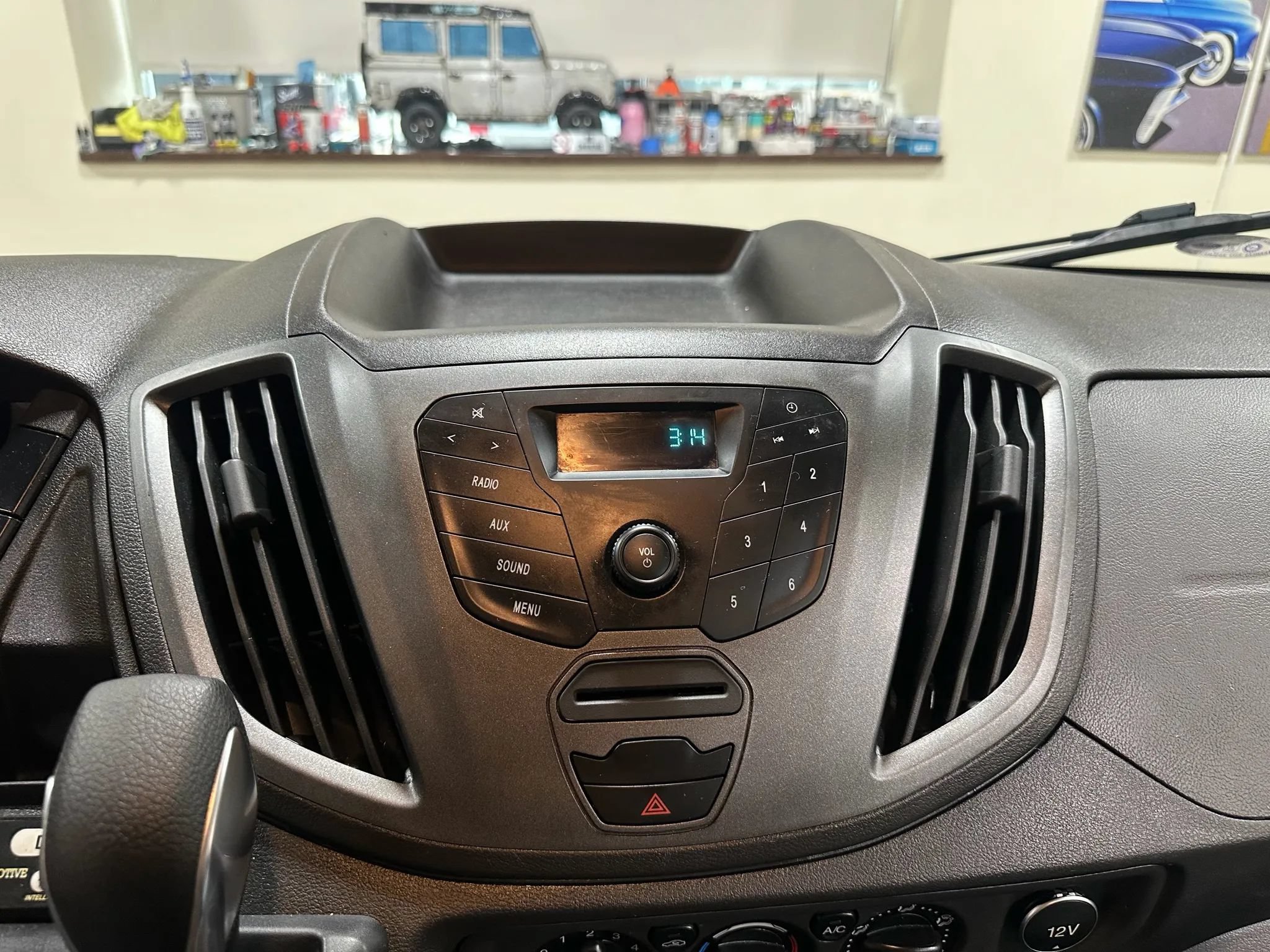 Used 2019 Ford Transit 350 XL RWD image 36