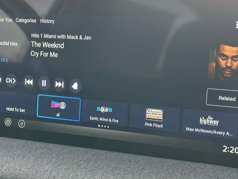 New 2026 Nissan Kicks SV w/ SV Premium Package image 32