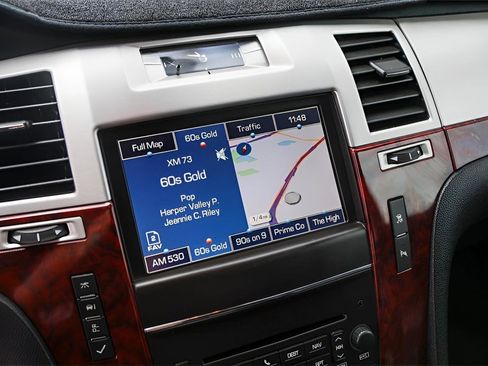 Used 2011 Cadillac Escalade EXT Luxury image 15