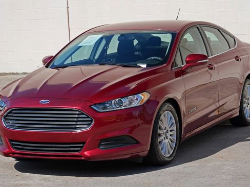 Used 2013 Ford Fusion SE FWD image 41