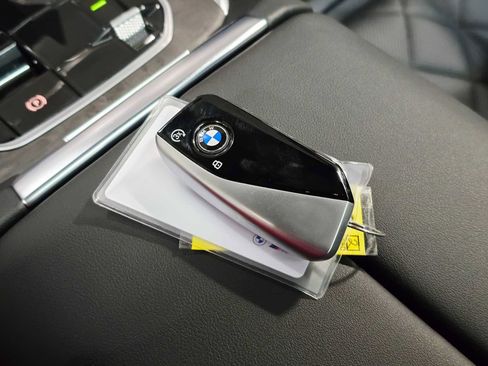 New 2026 BMW X7 xDrive40i w/ Executive Package image 32