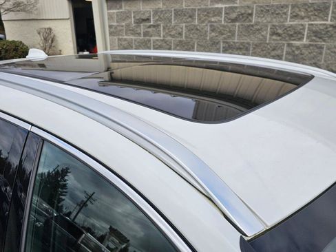 Used 2023 Volvo XC60 B5 Plus w/ Climate Package image 15