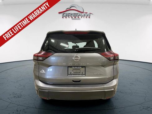 Used 2024 Nissan Rogue SV AWD/4WD image 17