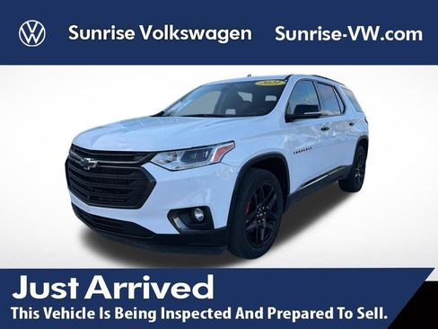 Used 2021 Chevrolet Traverse Premier w/ Redline Edition image 1